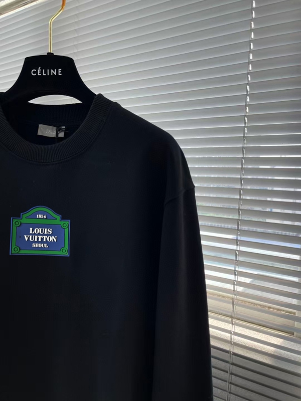 ブランドパーカー背面デザイン